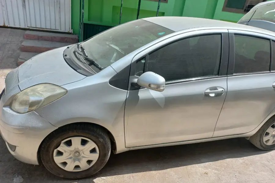 Toyota Vitz 2009-0