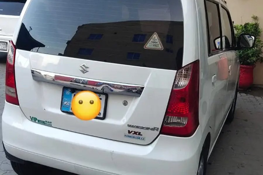 Suzuki Wagon R White 2018 model