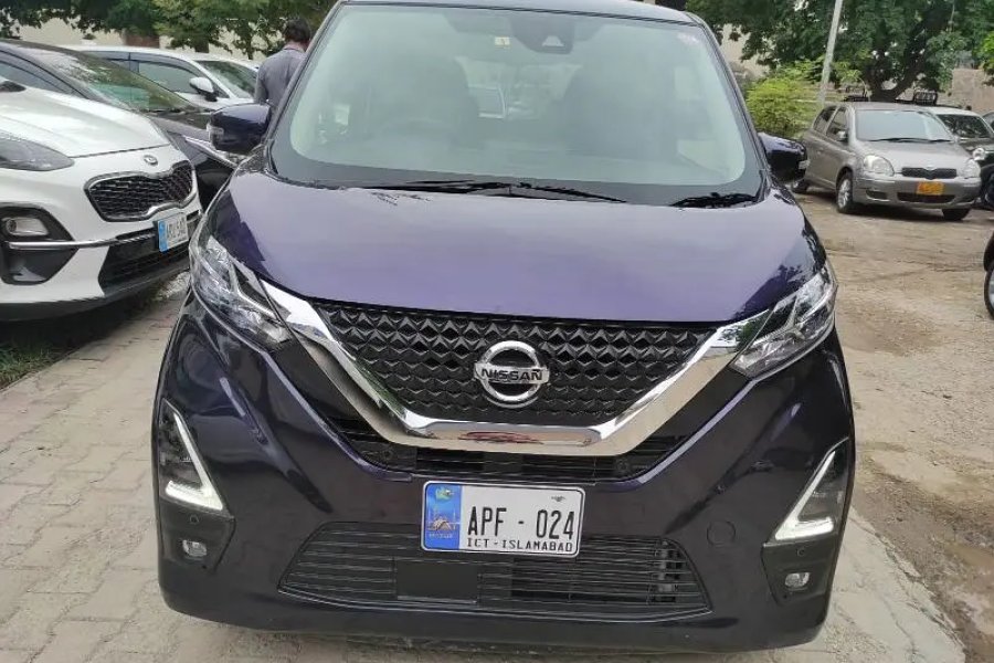 Nissan Dayz Highway Star 2021