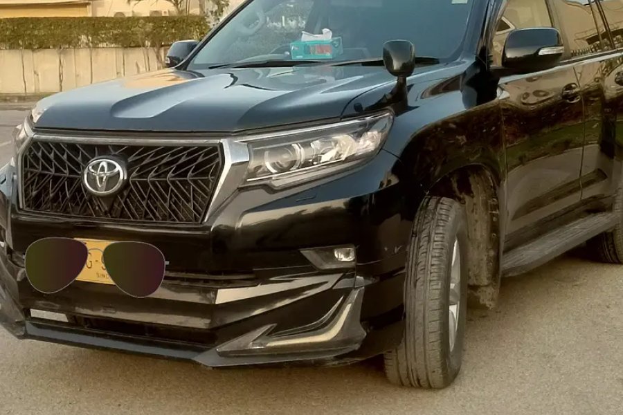 Toyota Prado 2013 model 2018 registered