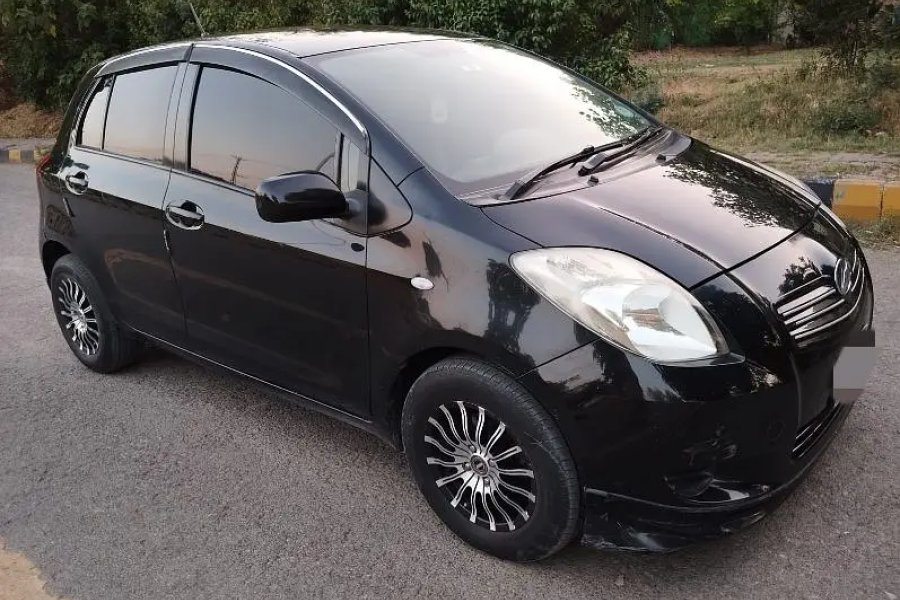 Toyota Vitz 2006
