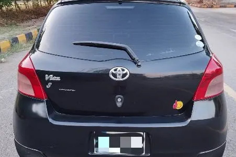Toyota Vitz 2006