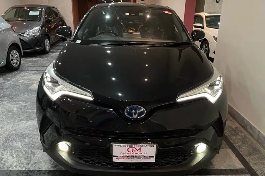 TOYOTA CHR 2017 G LED 3.5 Grade C-HR 2017 CH-R 2017 CHR 2018