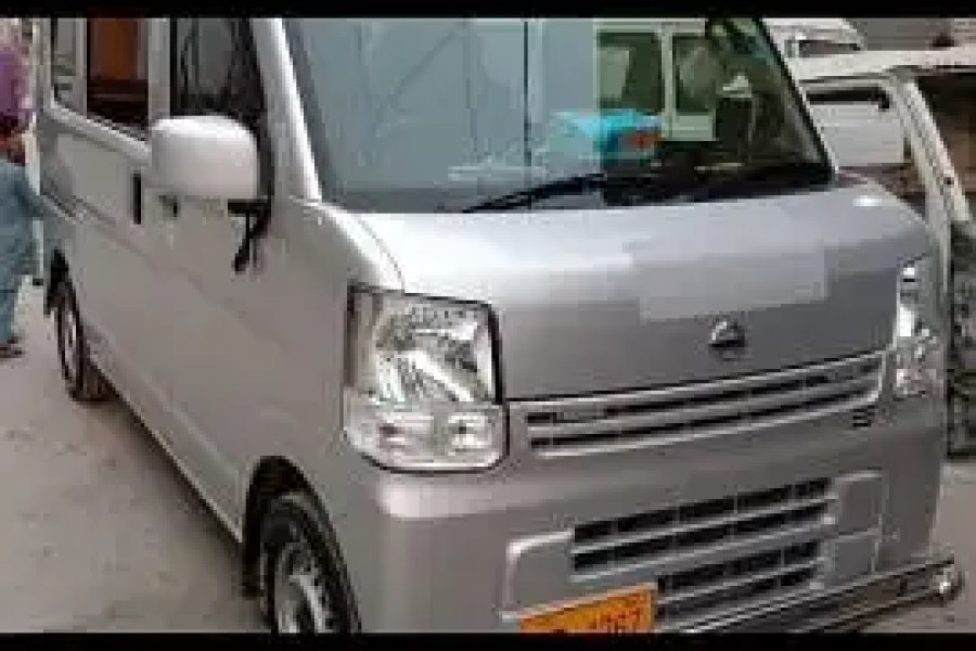 Nissan Clipper 2016