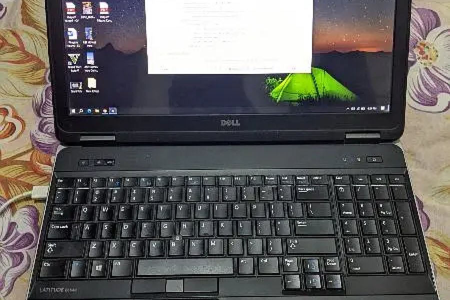 Dell Latitude E6540 Laptop-0