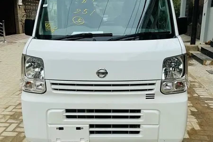 Nissan Clipper 2019