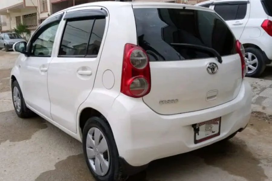 Toyota Passo 2010