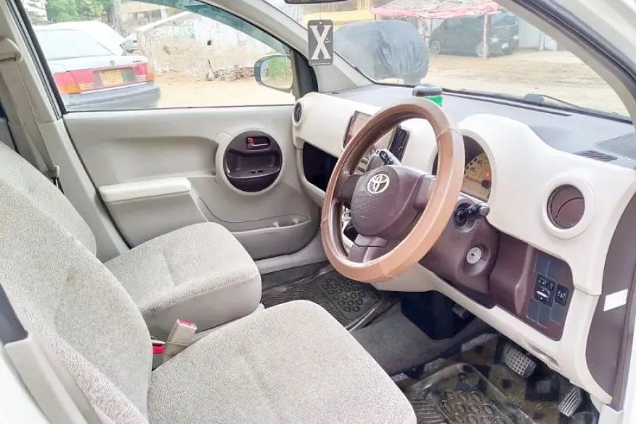 Toyota Passo 2010