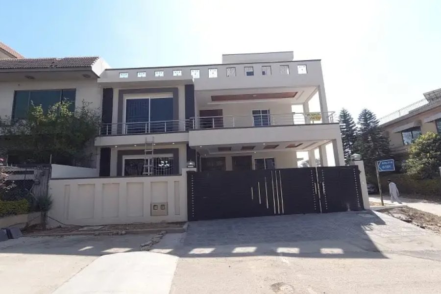 G-15 House Sized 12 Marla For Sale