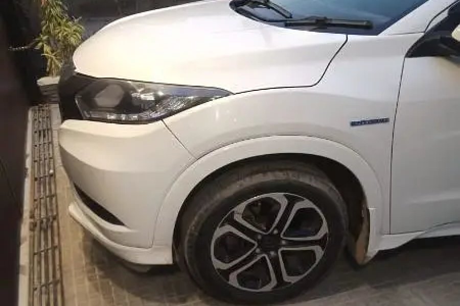 Honda Vezel 2015/2019 bumper to bumper