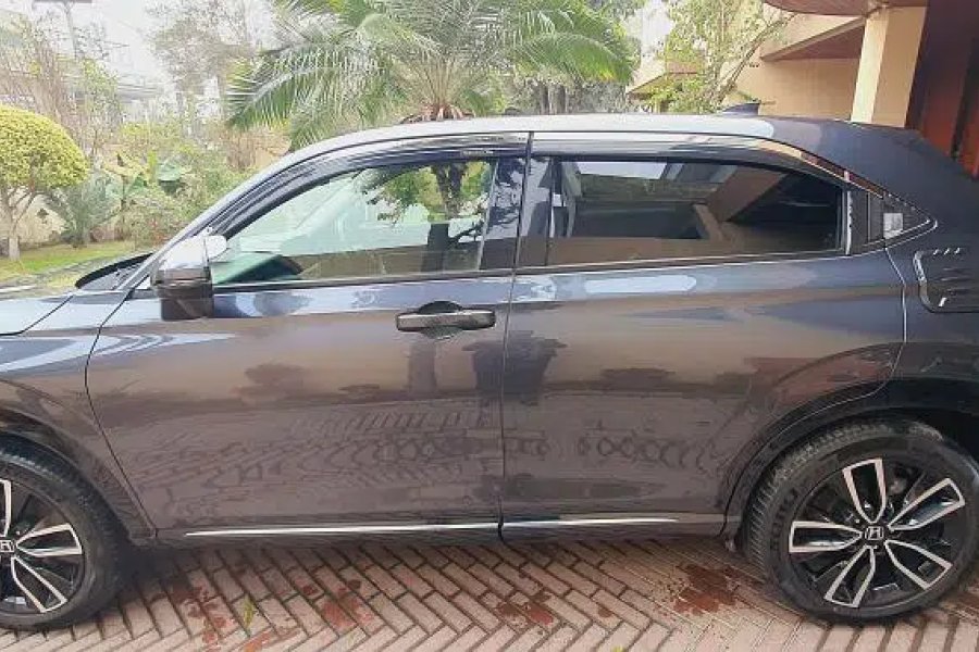 Honda Vezel Z Sensing full Option 2021