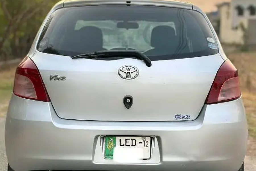Toyota Vitz 2007 Model 2012 Import B2B Geniune Car