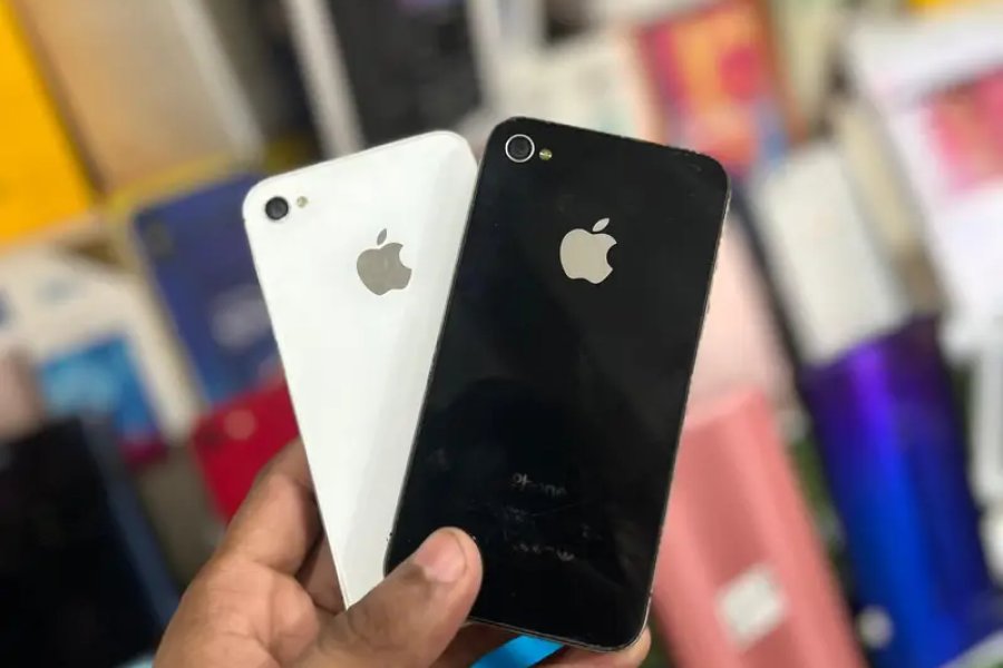 iPhone 4s 32gb , 64gb Non Pta-0