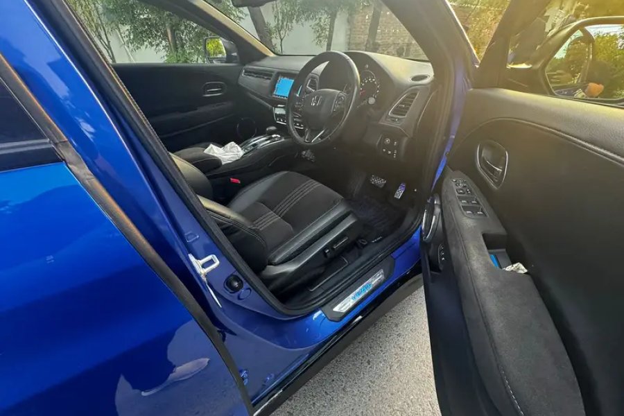 Honda Vezel Hybrid RS Honda Sensing 2019