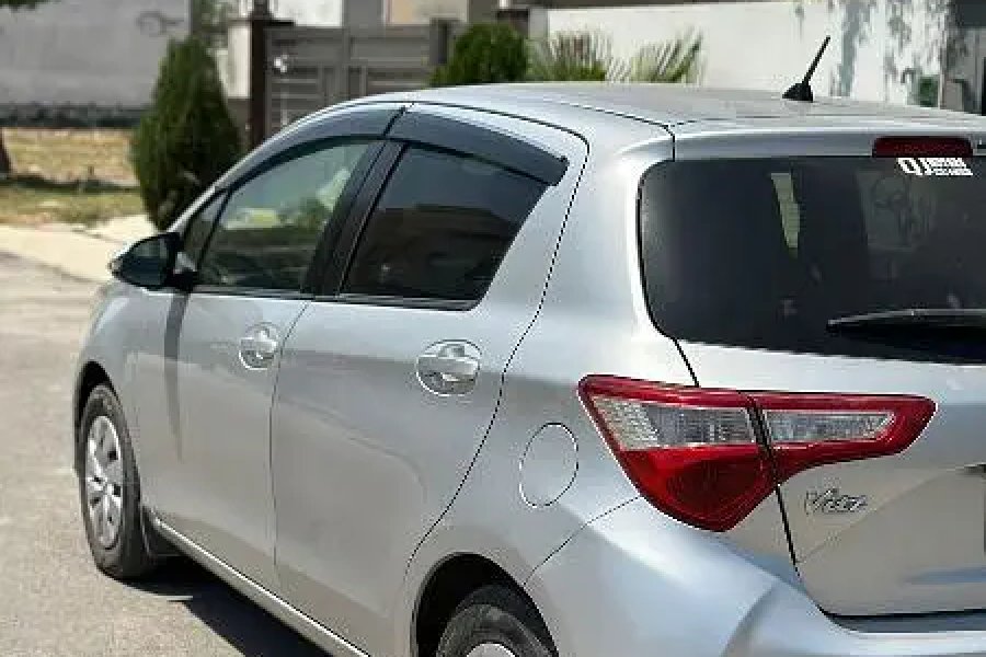 Toyota Vitz 2017