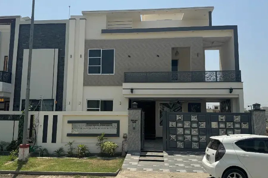 10 Marla HOUSE For SALE In DC Colony Bolan Block