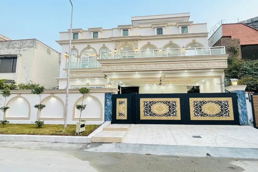 1 Kanal Modern Luxury House Available For Sale In G13 Islamabad