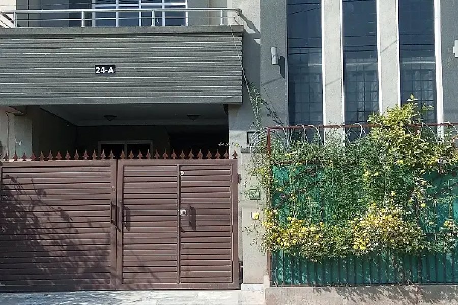 5 MARLA HOUSE( 1.5 Storey) FOR SALE IN SOAN GARDEN ISLAMABAD