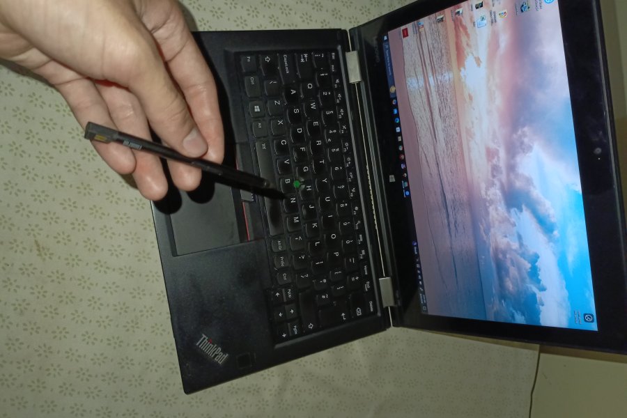 lenovo thinkpad yoga260