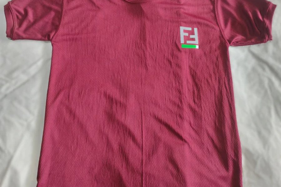 Men Decent and High Quality T Shirt by Kragnify-0
