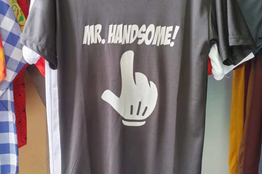 Men Unique Design T Shirt by Kragnify