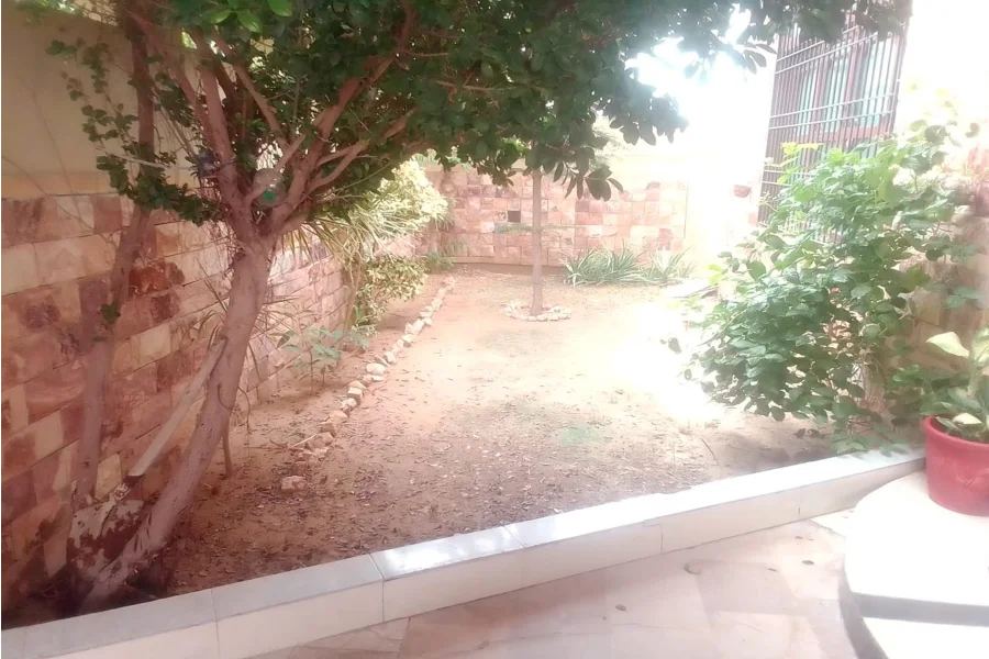 آرکیٹیکٹ ڈیزائن 400 مربع گز بنگلہ فروخت کے لیے دستیاب ہے۔-0