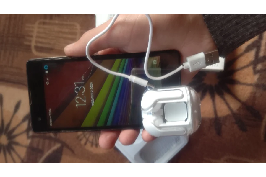 QMobile+airbuds