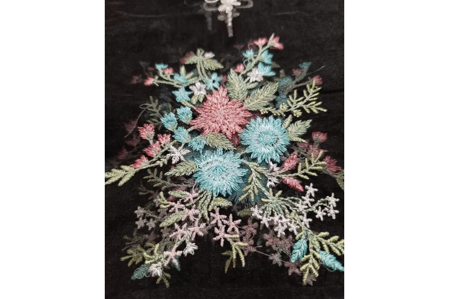 Saira Shakira By Crimson  Luxury lawn Collection - Black