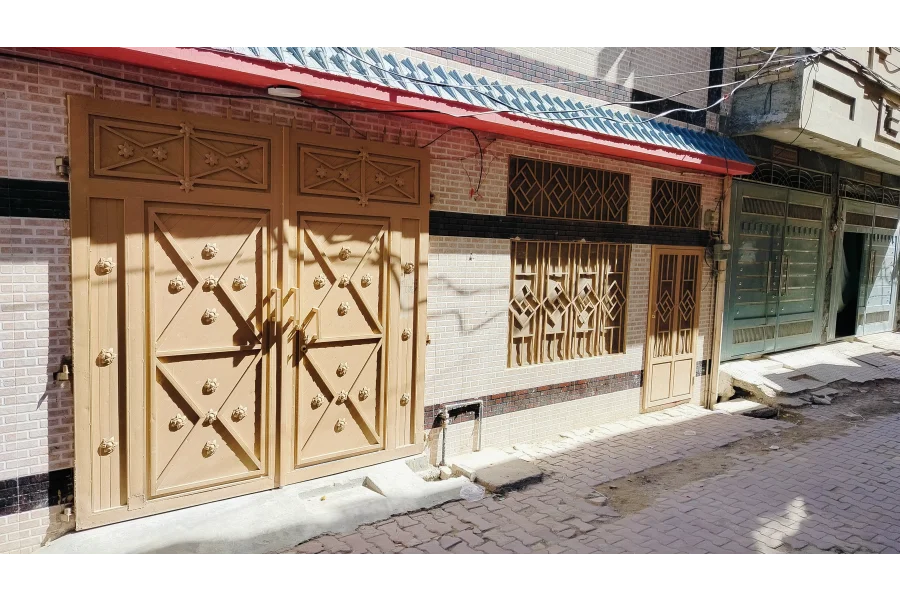 Beautiful house on Kasi Road Shaldara