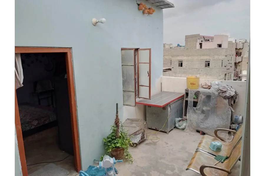 Third floor portion for Rent