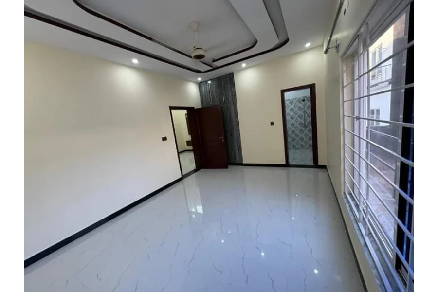 5 marla Brand new designer house in Bahria Enclave Islamabad