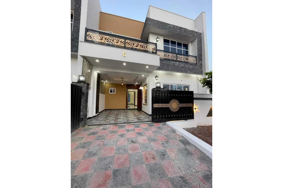 Brand New 5 Marla Designer House in Bahria Enclave Sector N ISB-0