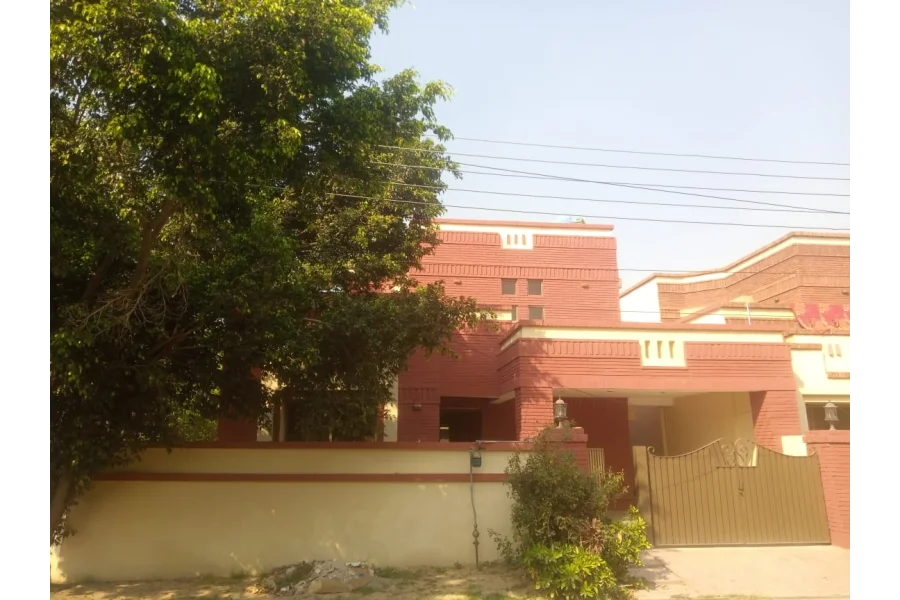 13 Marla Independent Corner House for Rent in Gated Community-0