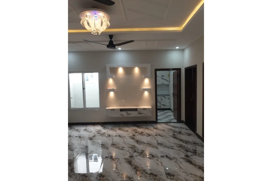 نیا گھر 5 بیڈ روم 8.5 مرلہ اسلام آباد