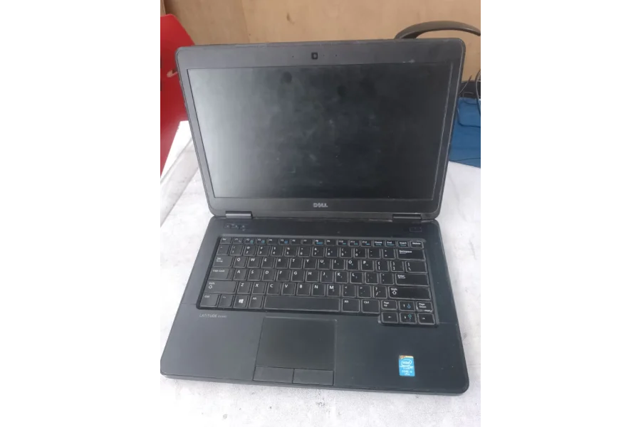 Dell Laptop - Intel Core i5 | 4GB RAM | 154GB Storage | 4K Display