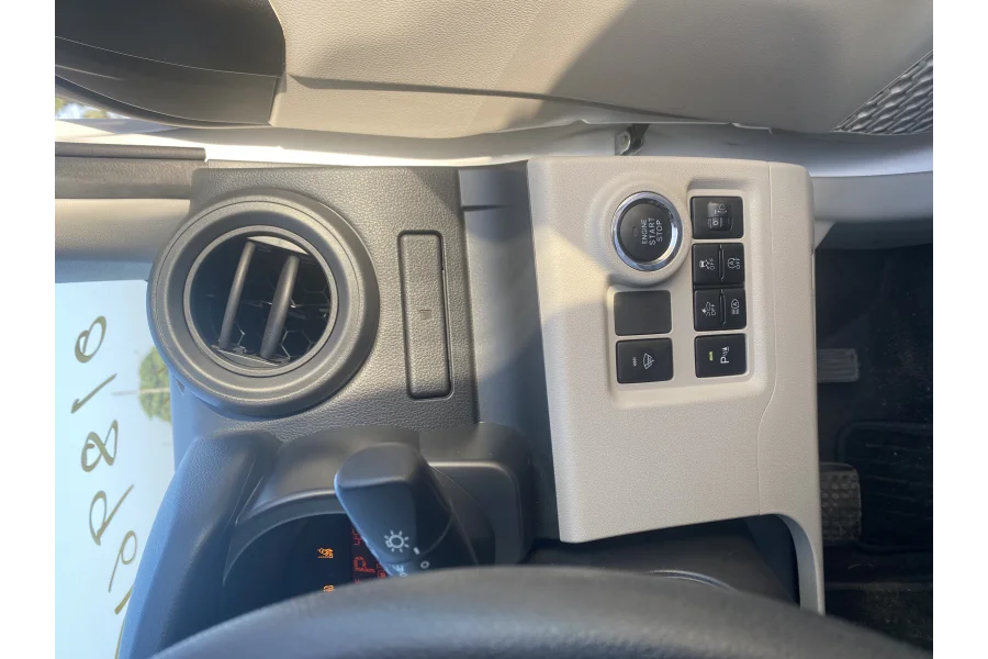 Toyota Passo XS