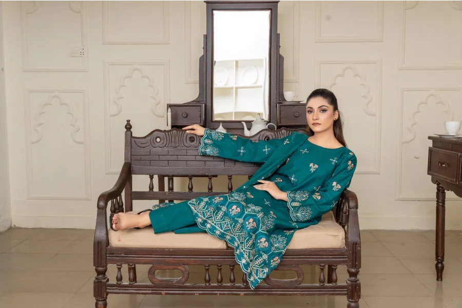 AYRA EMB اوریجنل برانڈ مڈ ونٹر کاٹن (متعدد رنگ)