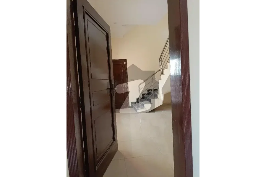 Bahria Enclave Sector C 1 Knaal Full House Available For Rent