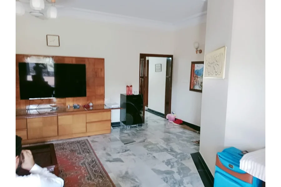 Defence phase 4 300 yards bungalow.