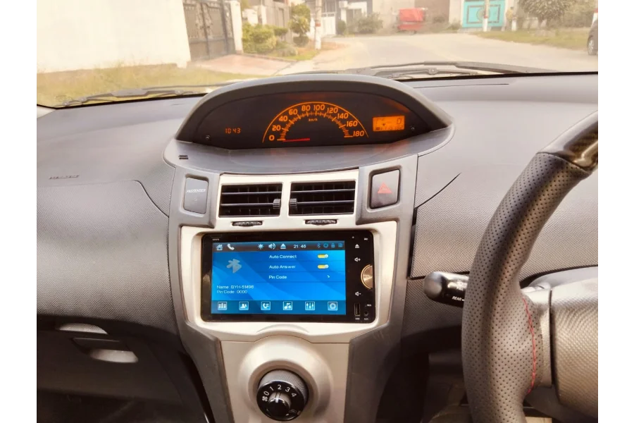 Toyota vitz 2010/13/14