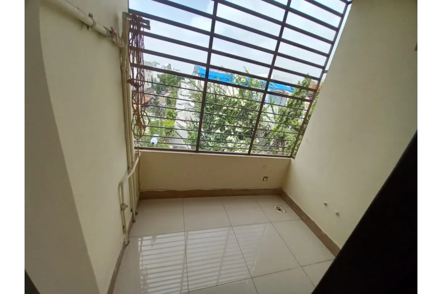 2 bed dd Flat for sale in North Nazimabad-0