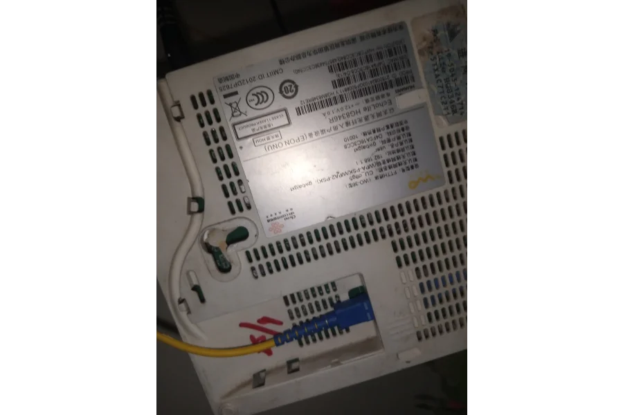 Huawei Router EPON (HG8346R) optical fiber.