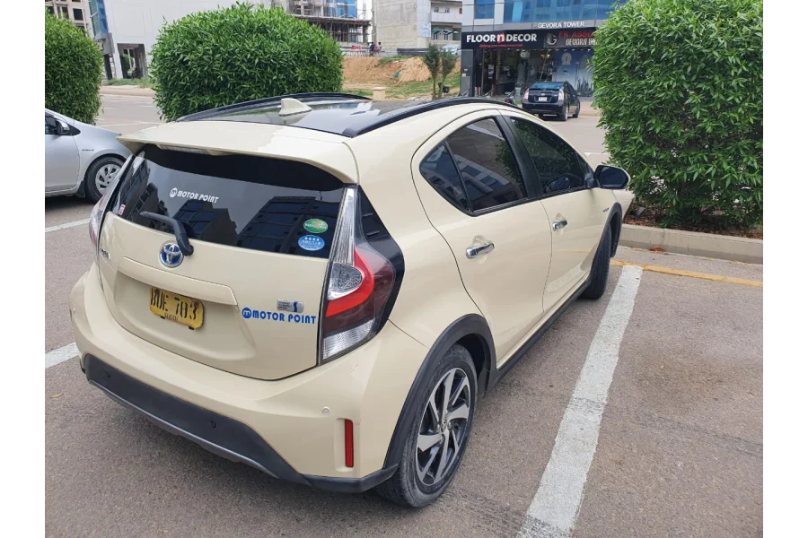 Aqua Cross over for Sale