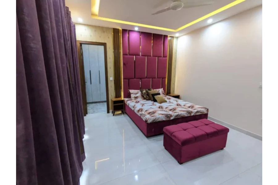 Fully Furnished Kanal House for Sale near UCP, Lahore