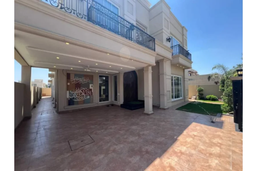 لیک سٹی، لاہور میں کنال مکان برائے فروخت