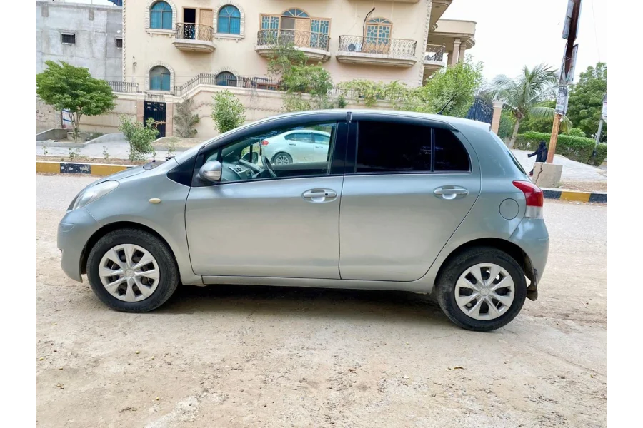 TOYOTA VITZ FOR SALE-0