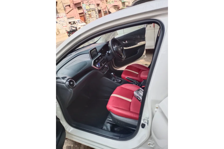 Changan Alsvin 2024 1.5 DCT Lumiere