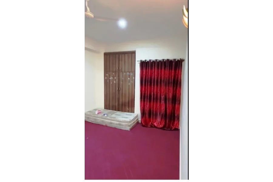 ٹاؤن ہائٹس 2 بیڈروم + ڈرائنگ غیر فرنشڈ 1100 مربع فٹ ساتویں منزل D