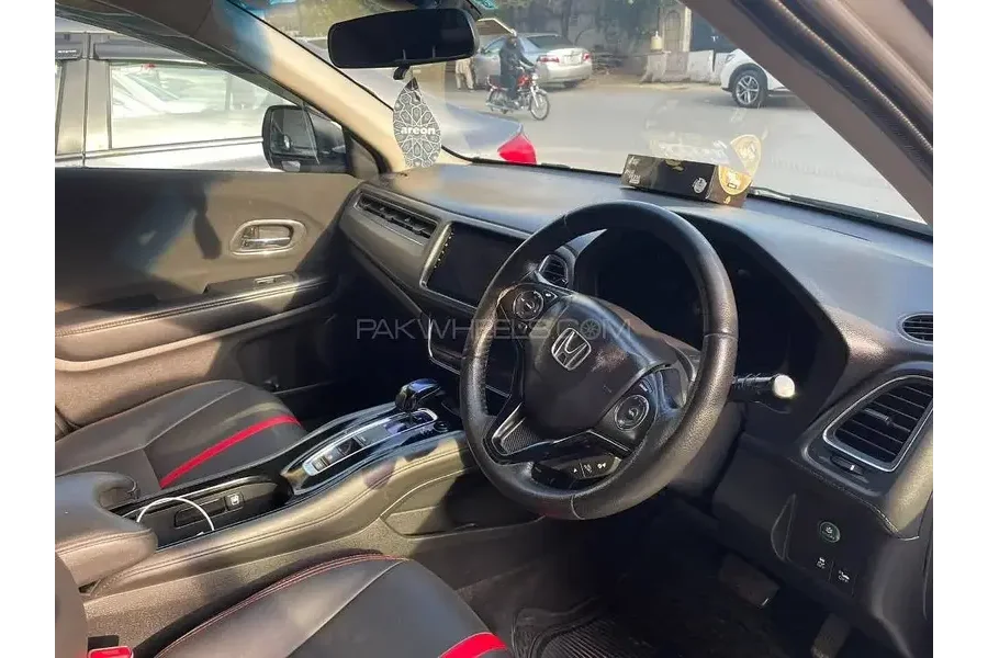 Honda Vezel Hybrid X 2015