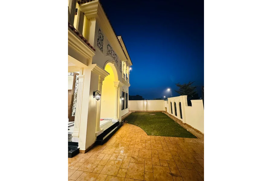 1 Kanal Luxurious Brand new Triple Story House for Sale in DHA Multan